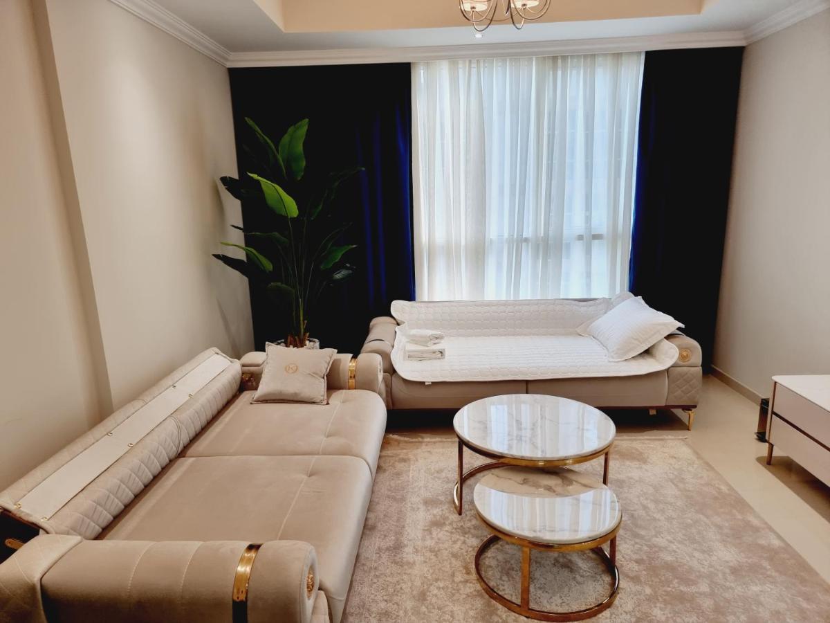 Dunya Tower Luxury And 2 Min Walk To Dubai Mall And Burj Khalifa In Heart Of Downtown Eksteriør billede