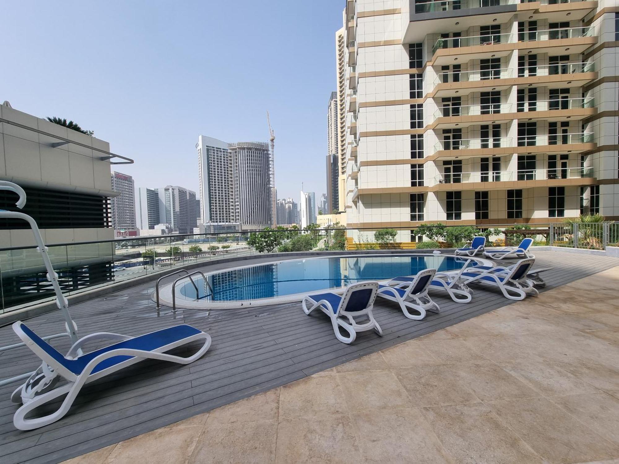 Dunya Tower Luxury And 2 Min Walk To Dubai Mall And Burj Khalifa In Heart Of Downtown Eksteriør billede