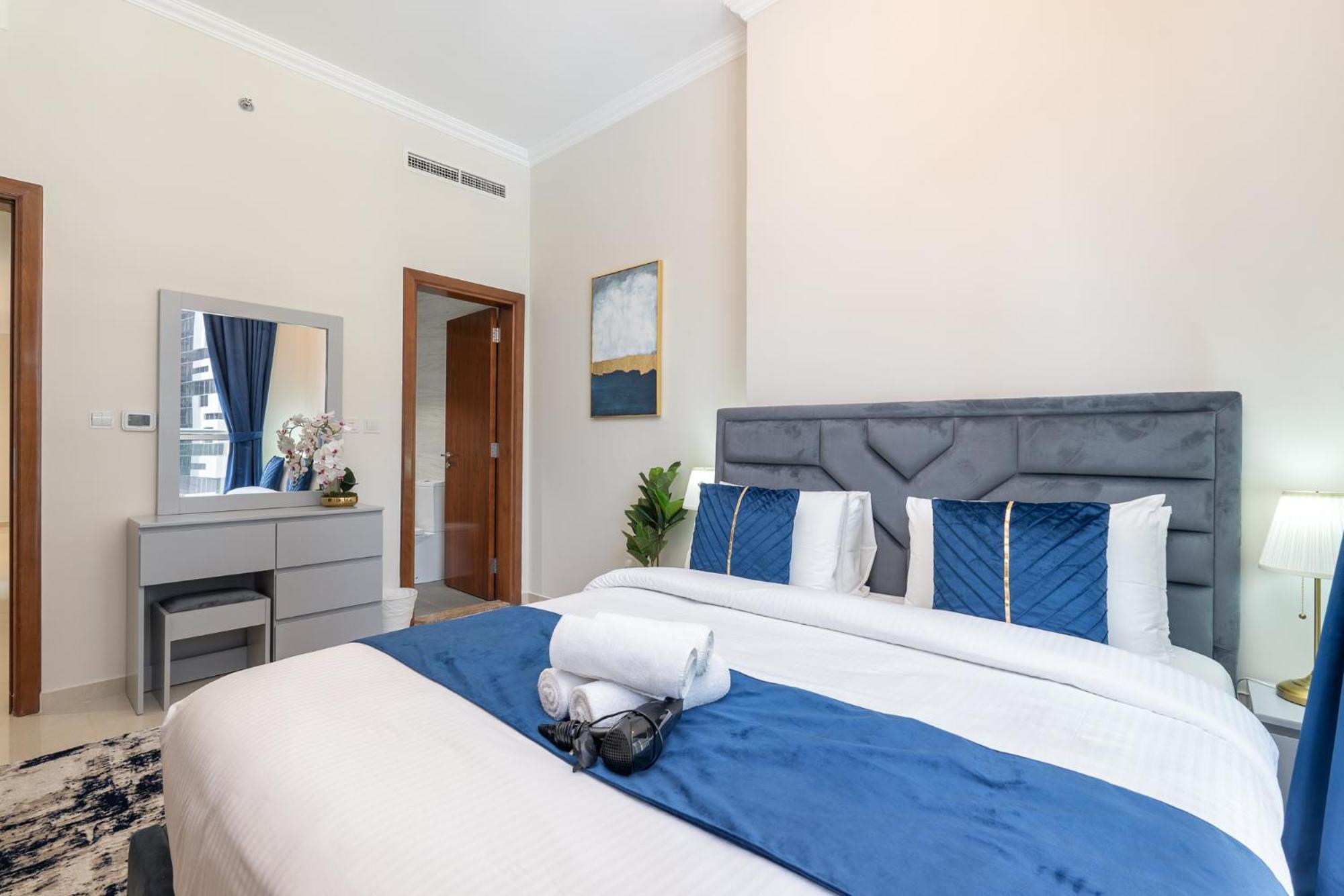 Dunya Tower Luxury And 2 Min Walk To Dubai Mall And Burj Khalifa In Heart Of Downtown Eksteriør billede
